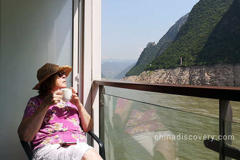 Adrian from UK experienced Yangtze River cruise in 2019, tour customized by China Discovery