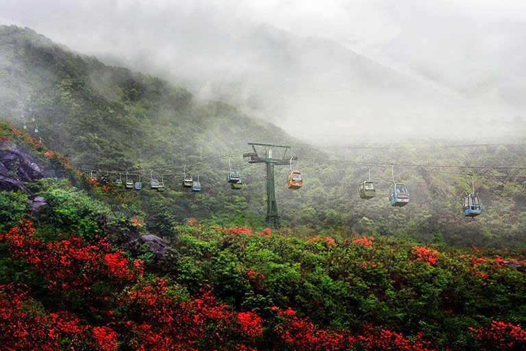 Spring Scenary on Wugong Mountain
