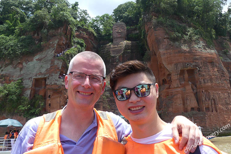 How to Get to Leshan Giant Buddha from Chengdu