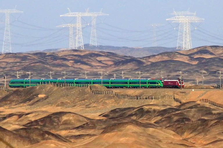 Turpan to Urumqi Train