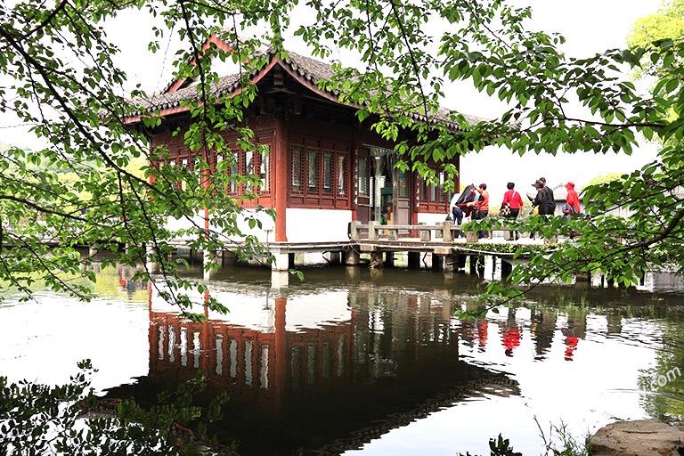 6 Days Hangzhou Wuzhen Hengdian Shenxianju Tour
