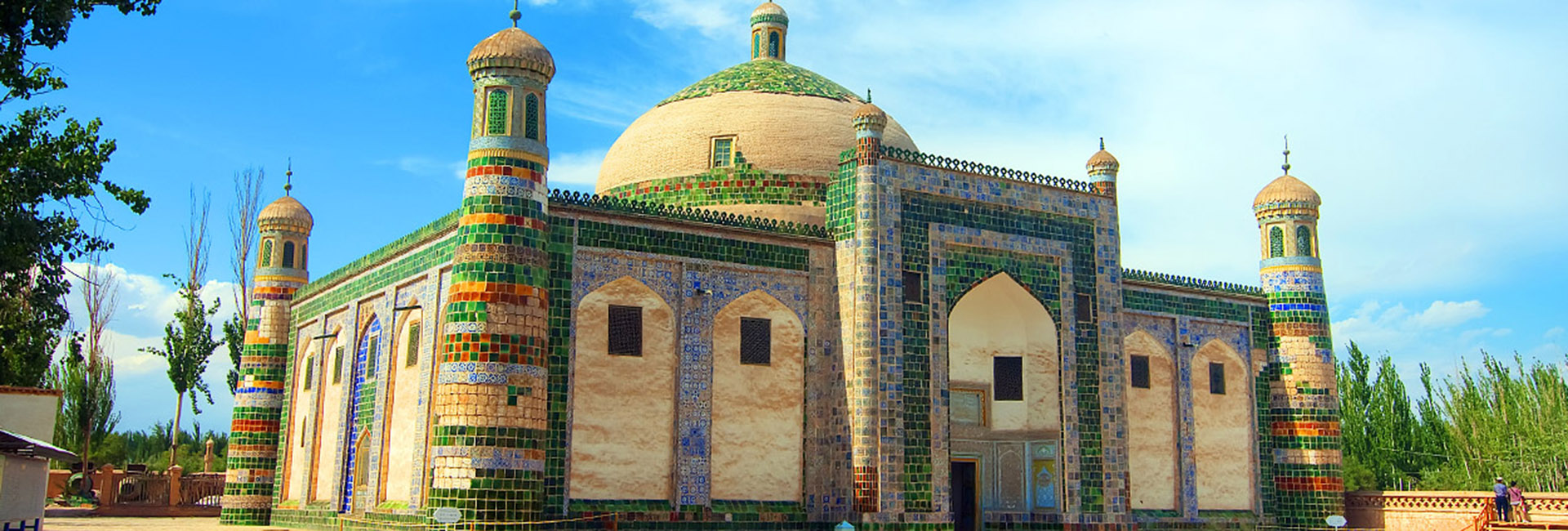 4 Days In-depth Kashgar Tour to Karakul Lake 2025/2026