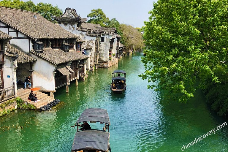 Leisure Boating at Western Scenic Area of Wuzhen