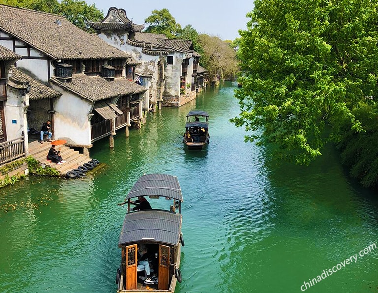 Leisure Boating at Western Scenic Area of Wuzhen