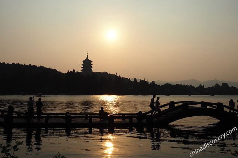 West Lake Sunset at Changqiao Park