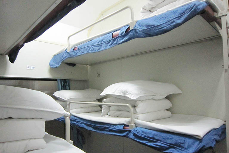 Hard Seat of China Regular Train Hard Sleeper of China Normal Train