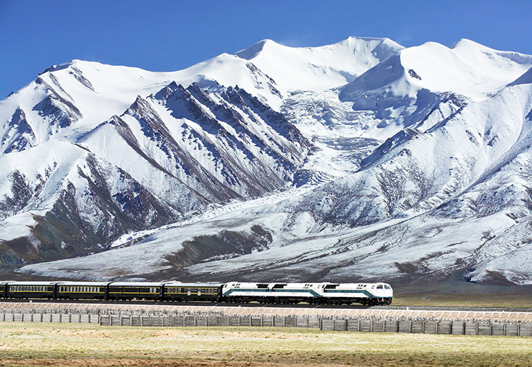 Qinghai Tibet Train