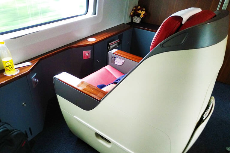 China High Speed Train - Business Class Seats