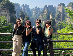 Zhangjiajie Tour