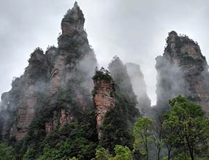 Zhangjiajie Tour