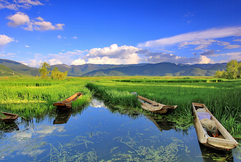 Top 10 Most Beautiful Lakes In China