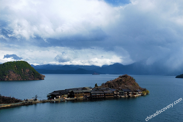 Island Spot in Luhu Lake Lugu Lake