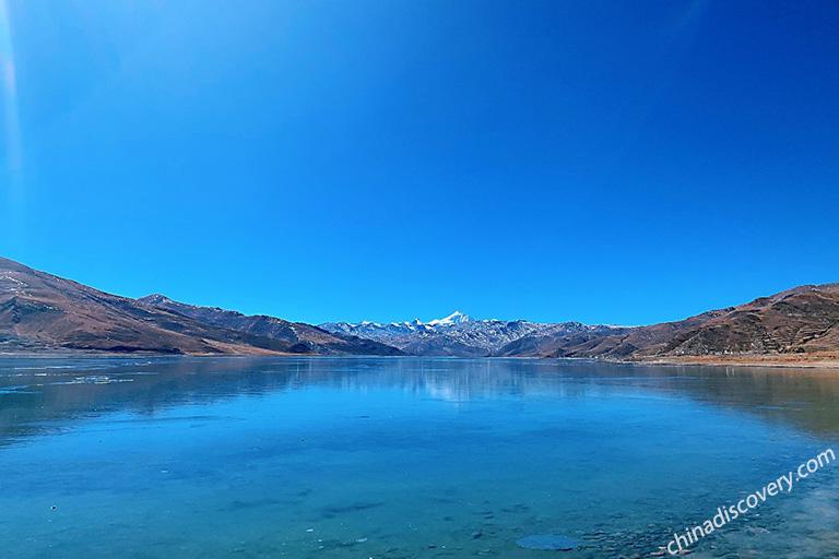 South Yamdrok Lake Yamdrok Lake