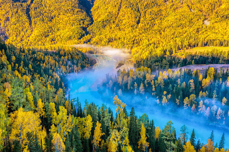 Kanas Lake Best Places to Visit in China in Autumn