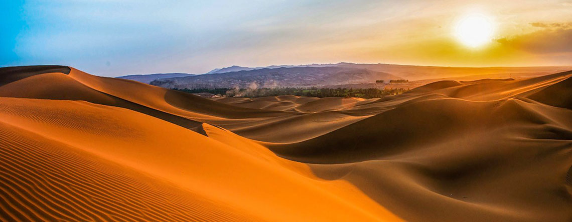4 Days Badain Jaran Desert Adventure with Ancient Rock Paintings 2025