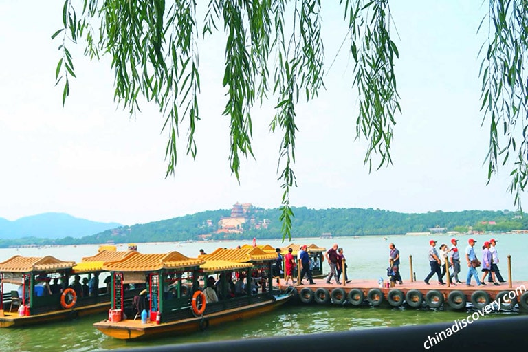 Kunming Lake Beijing Summer Travel
