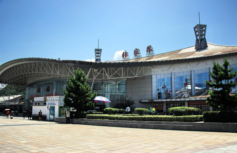 Travel from Zhangjiajie to Beijing