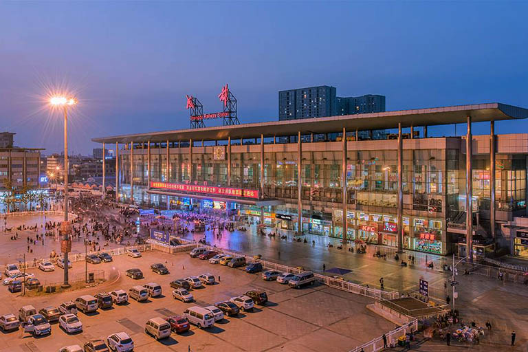 Chengdu to Lhasa Train