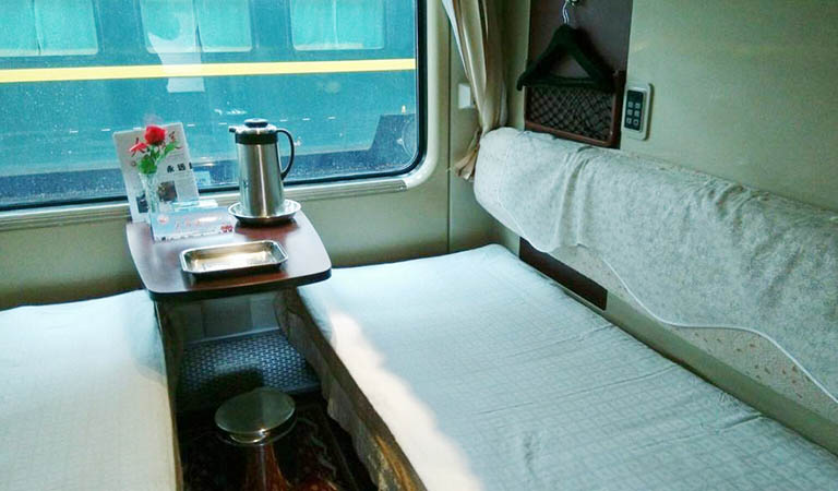 Soft Sleeper on Chengdu to Lhasa Train Chengdu to Lhasa Train