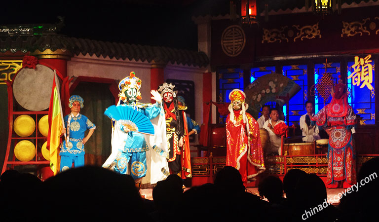 Sichuan Opera - Face Changing Chengdu Nightlife