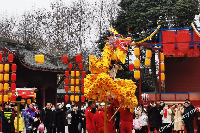 Performance at Wuhou Temple Fair Chengdu Winter