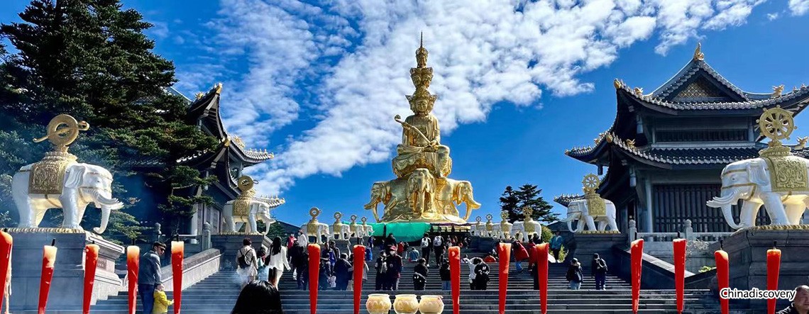 Western Sichuan Tour with Leshan Buddha & Mount Emei