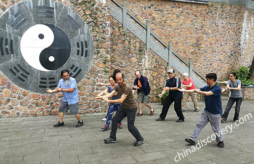 Chengdu Travel Guide 2025 - Learn Chinese Kung Fu
