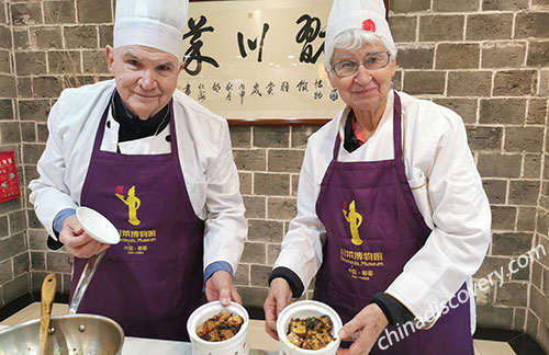 Chengdu Travel Guide 2025 - Take Cooking Class