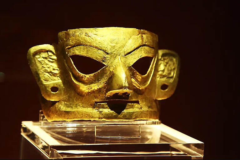 Mysterious Gold Mark in Jinsha Site Museum
