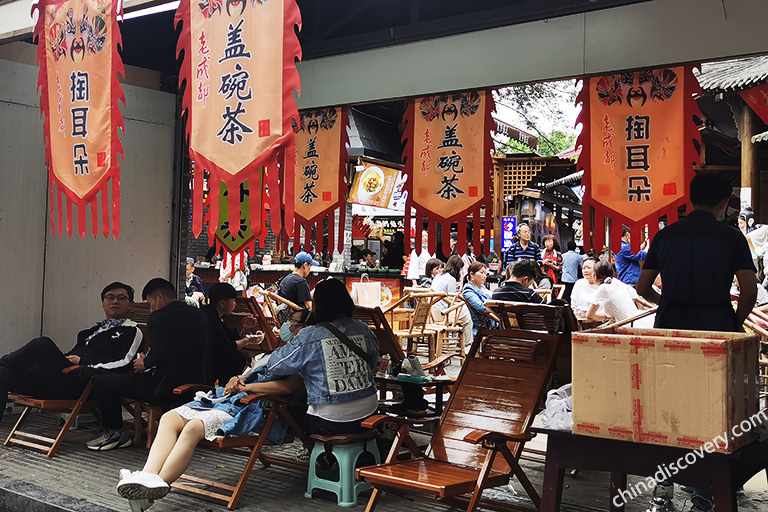 Leisure Life in Kuanzhai Alley