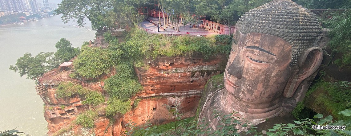 Western Sichuan Tour with Leshan Buddha & Mount Emei