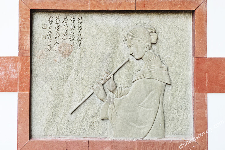 Xue Tao Statue in Wangjianglou Park