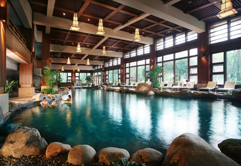 Howard Johnson Conference Resort Where to Stay in Chengdu