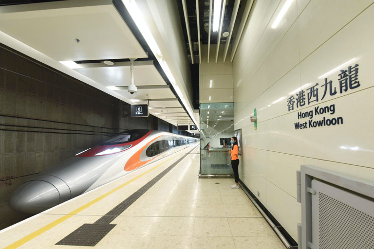 Vibrant Express at West Kowloon Platform