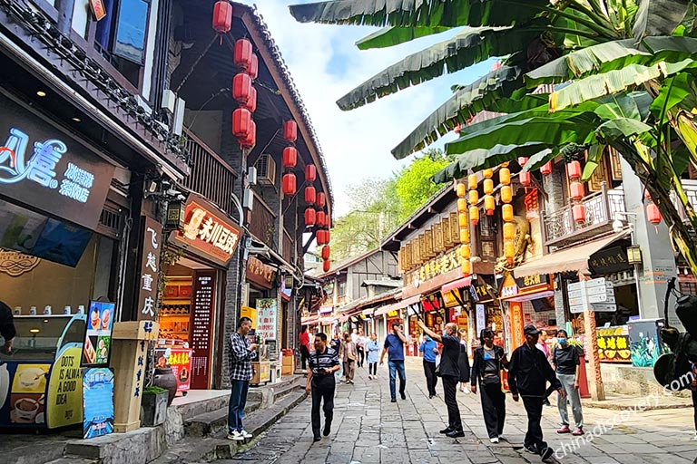 Wallking the Ciqikou Old Town