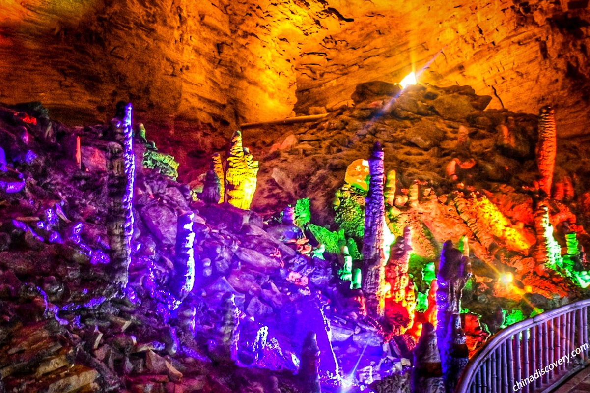 Yellow Dragon Cave in Zhangjiajie