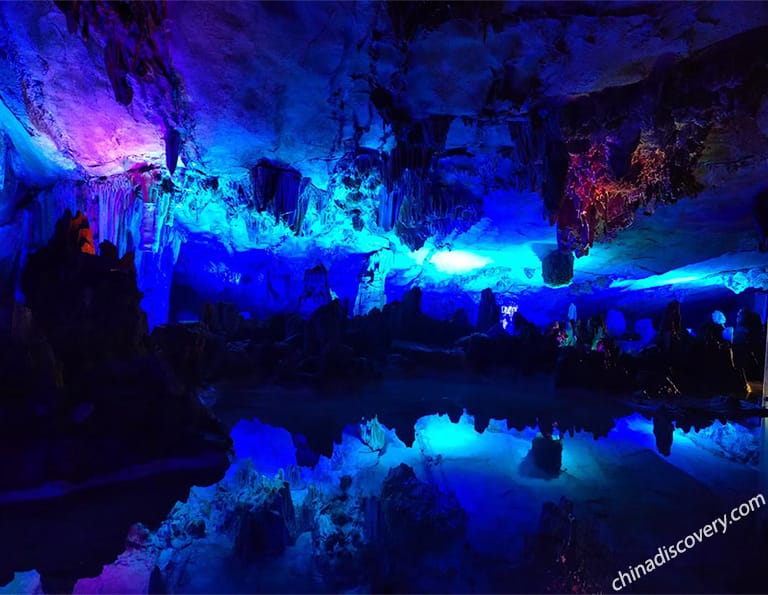 Delma from Ireland - Reed Flute Cave, Guilin