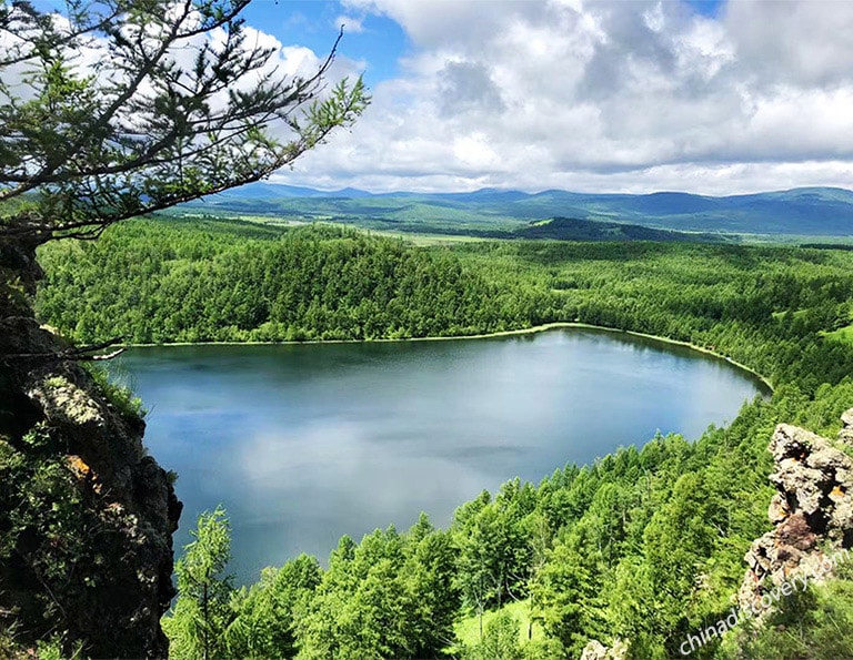 Sandra from Canada - Stunning Heavenly Lake