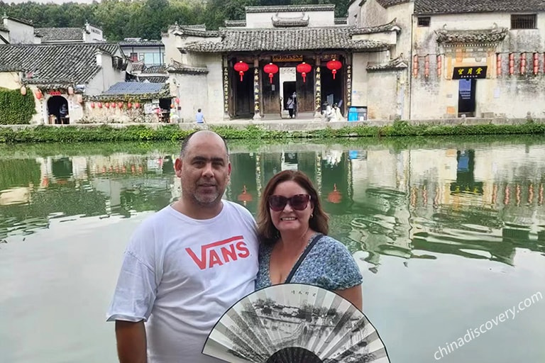 Mr. and MRS. Jorge from Peru visited Hongcun Village in September 2023