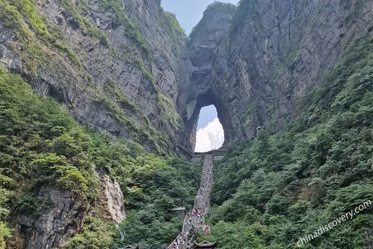 6 Days Zhangjiajie Tour with Antique Furong & Fenghuang Ancient Towns