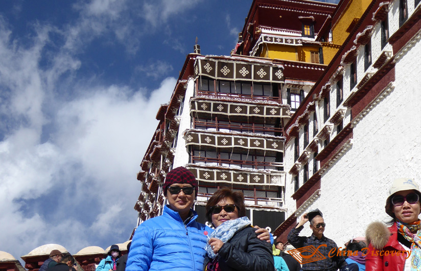 Visit the Potala Palace with China Discovery