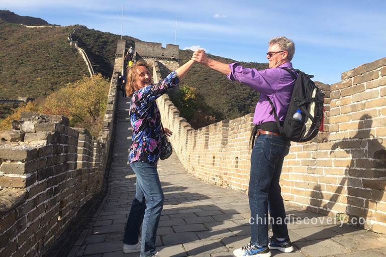 Donna and David Porter from US visited Beijing Great Wall in 2018, tour customized by China Discovery