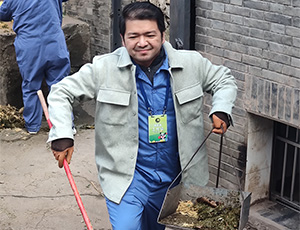 Dujiangyan Panda volunteer Tour