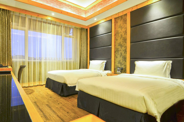 California Hotel Dalian - Room Dalian Hotels & Where to Stay in Dalian