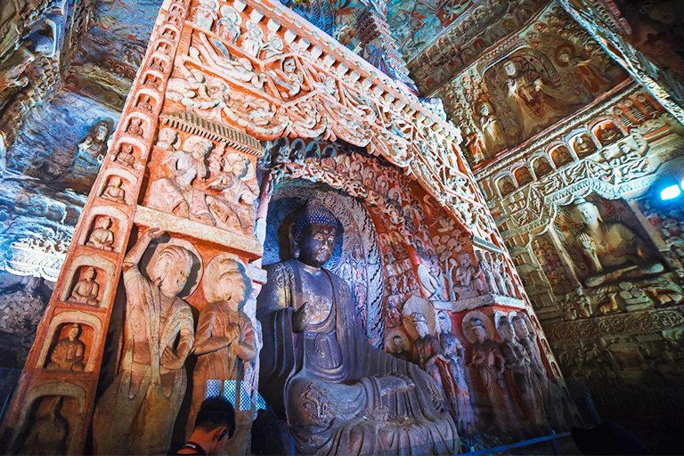 Statues in Yungang Grottoes