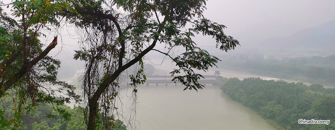 Chengdu Dujiangyan Tour