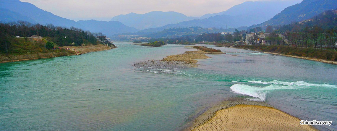 Dujiangyan Panda Tour