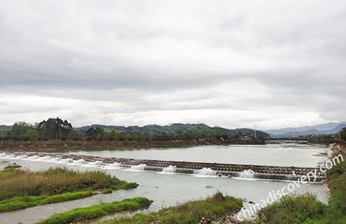 Dujiangyan Qingming Drainage Festival