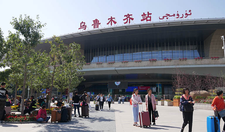 Dunhuang to Urumqi Train