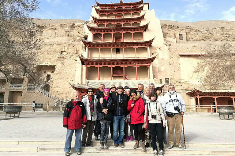 Our Guest Enjoying Worry-free Transfer to Mogao Caves How to Get to Yulin Caves